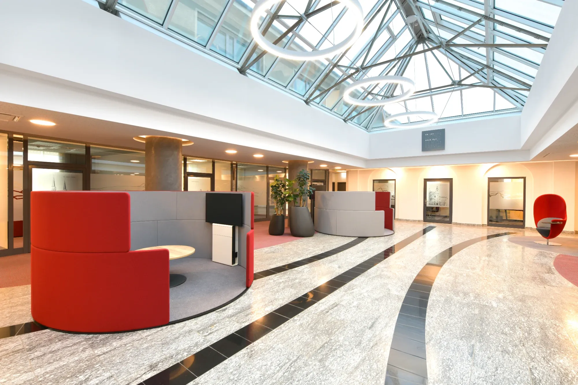 Eingangsbereich Sparkasse Oelsnitz