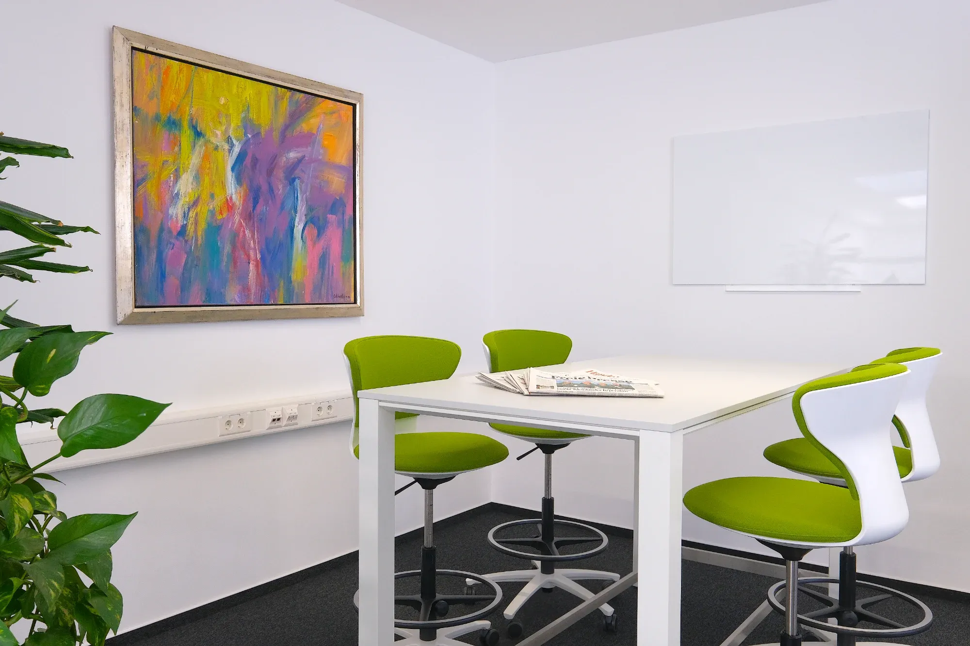 Merkur Bank Auerbach Hightabel Besprechungssituation